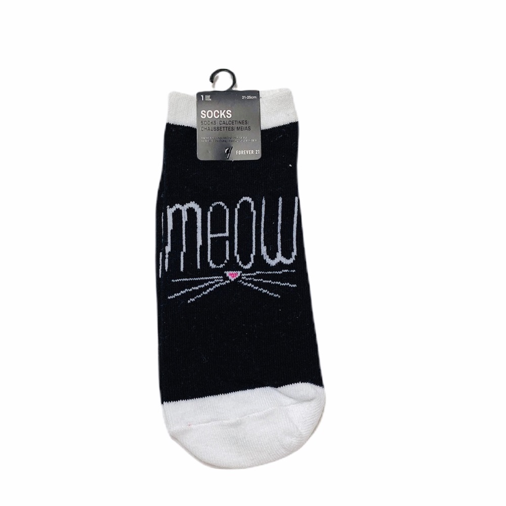 ❣️3/$15❣️ “MEOW” Ankle Socks